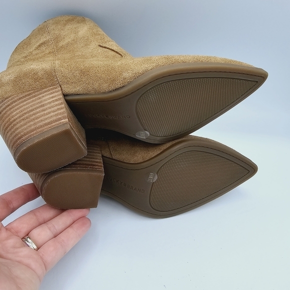 Lucky Brand Ellamy Heeled Pointy Toe Suede Ankle Boots NWOT size 6.5 - Picture 12 of 12